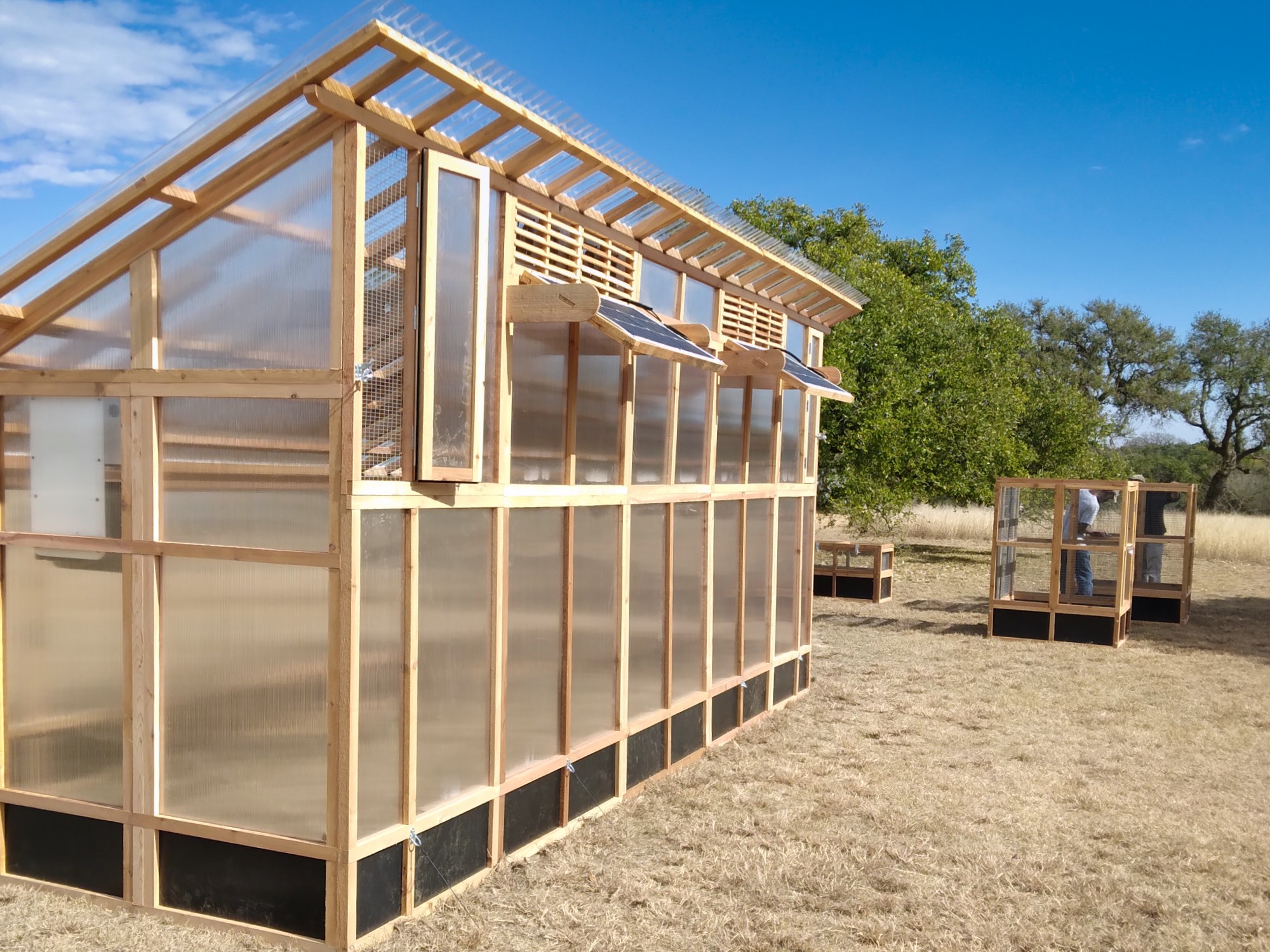 Slant-Roof-XL-Greenhouse-with-Garden-Beds