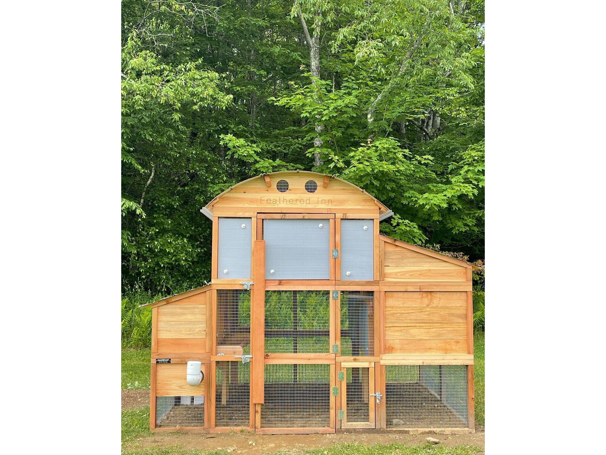 Round-Top Walk-In Chicken Coop