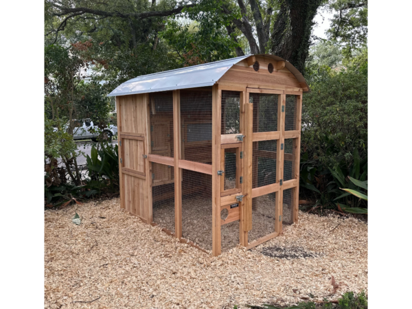 Roost-Root-Round-Top-Stand-Up-XL-Chicken-Coop-Customer-Photo